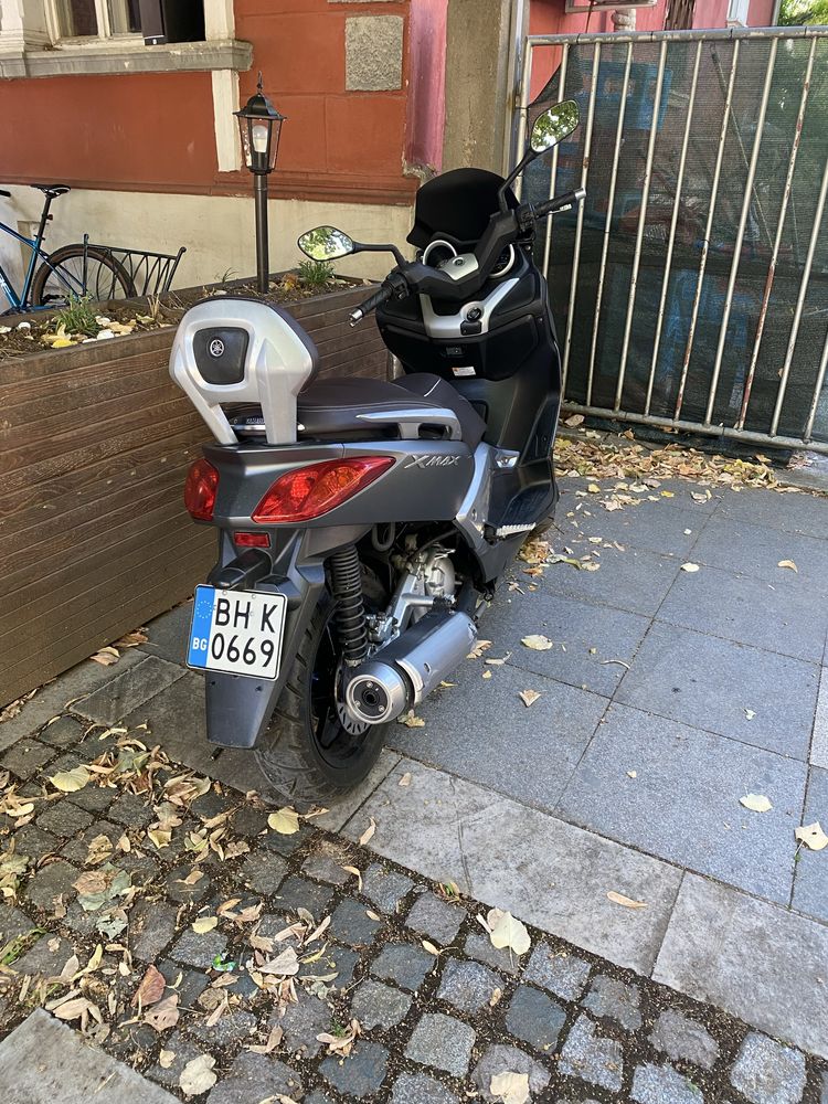 Скутер Yamaha X-Max 250