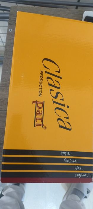 Продается мужские  кожаные туфли с мехом