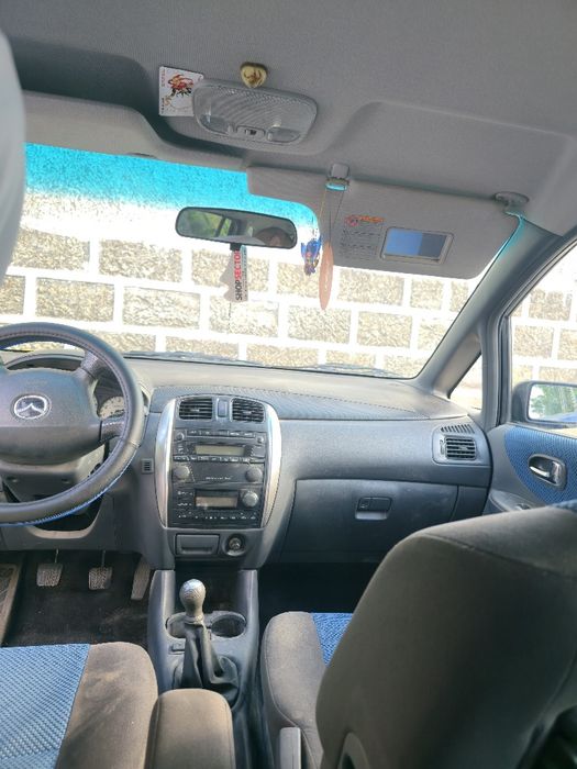 Продавам Mazda Premacy 1.8 бензин