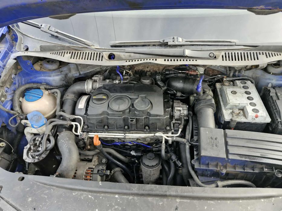VAND / SCHIMB VW CADDY 1.9 tdi din 2007 Pret 2700E