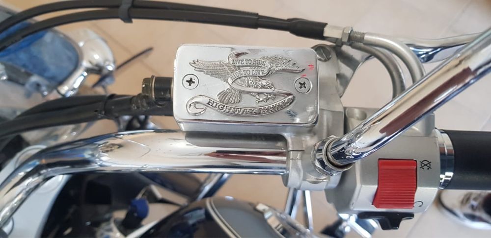 Продаю Suzuki intruder 800