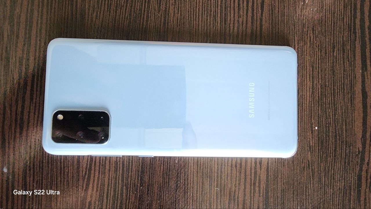 Samsung s 20 plus