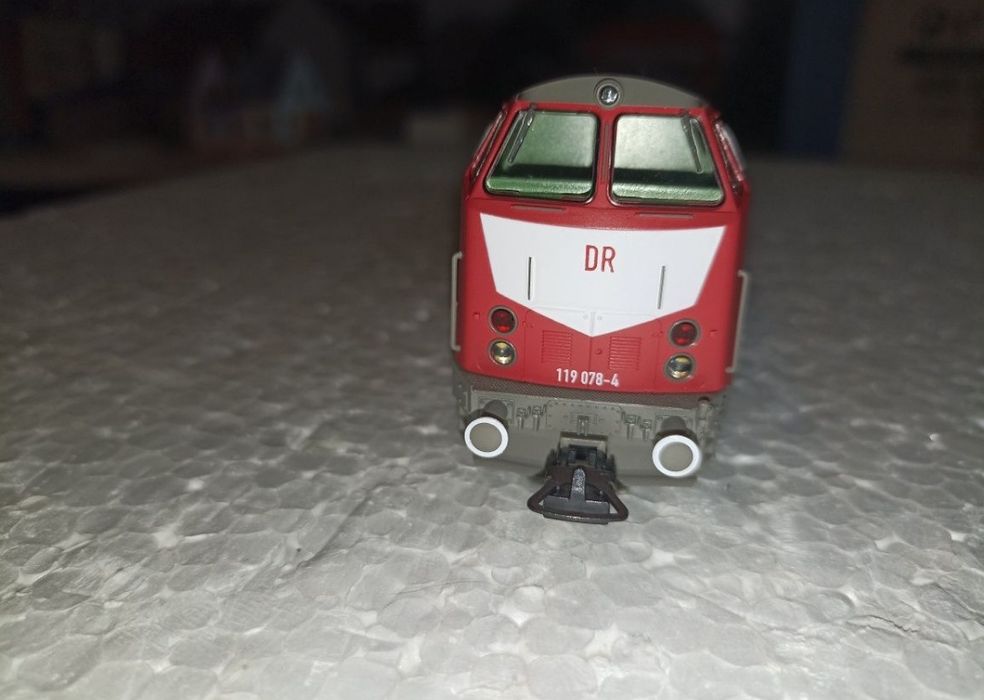 Locomotiva diesel BR 119

Model din gama Piko Expert.

In realitate,