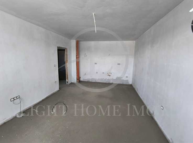 Продава се Двустаен апартамент в Пловдив, Христо Смирненски - 71 кв.м за 1264 €/кв.м - Снимка #1