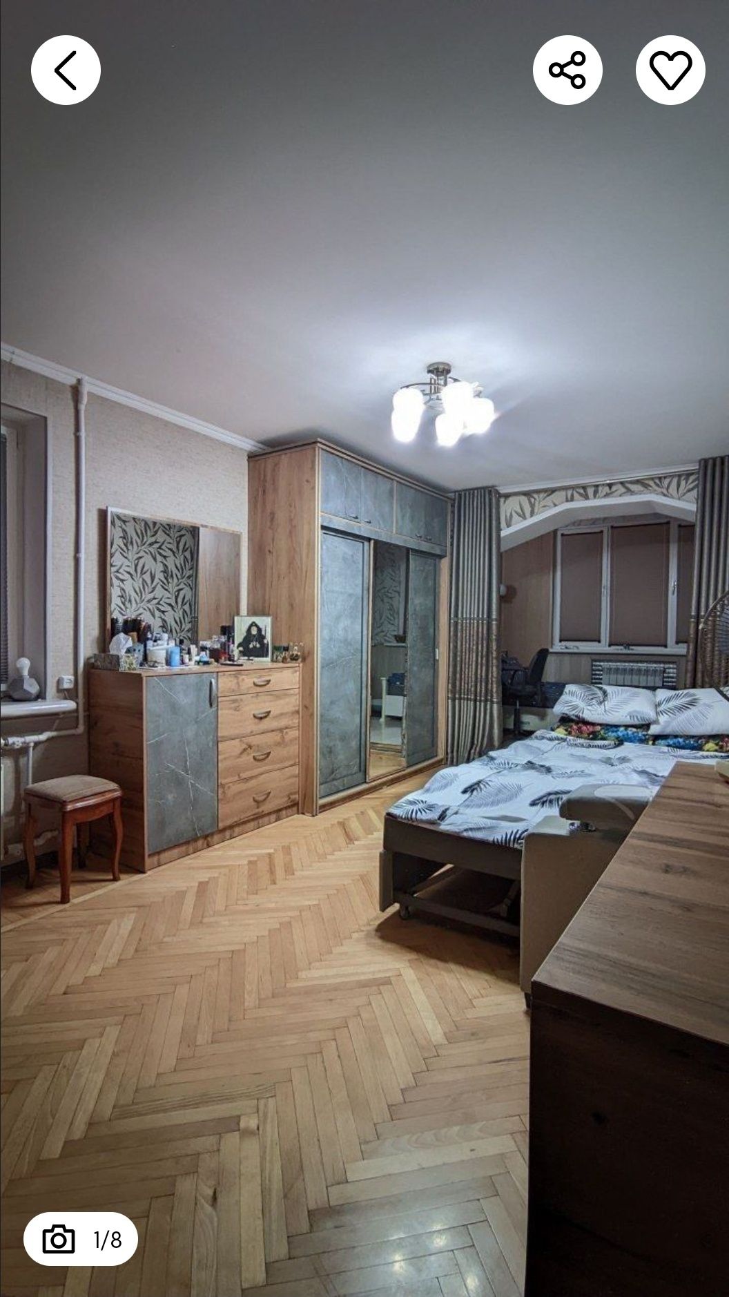 В продаже 1/3/5 буз1 Художники бий №Р7