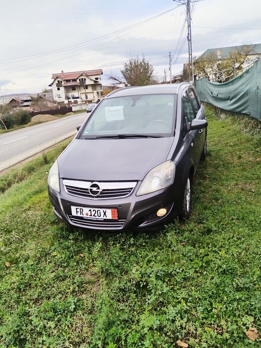De vânzare Opel Zamfira 1.9