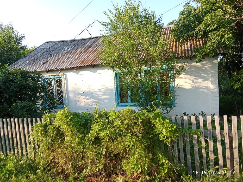 Продам дом требует косметического ремонта