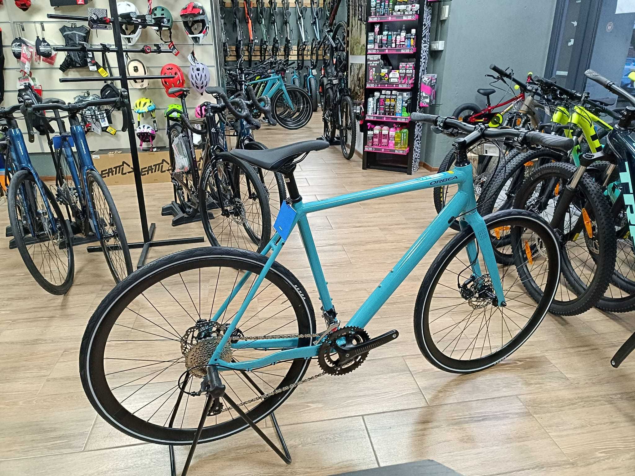 Orbea VECTOR 30 Blue marime L - in stoc EST BIKE Funky Sports