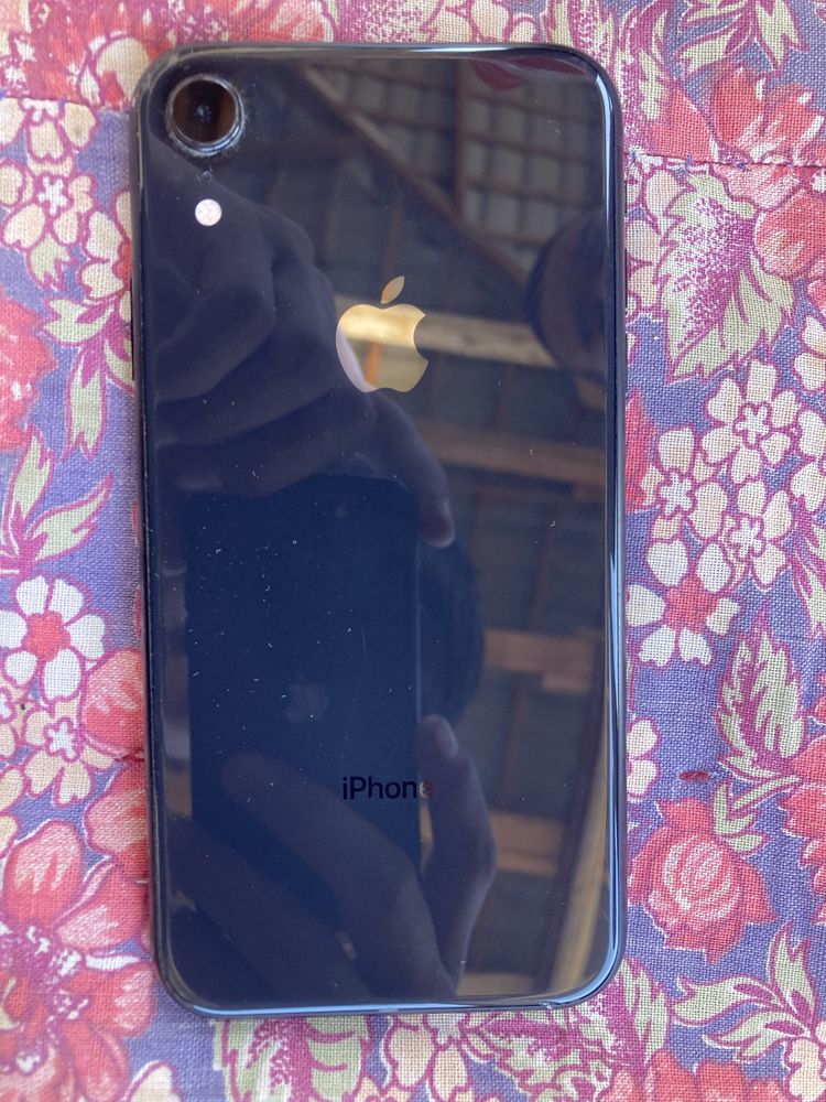 Iphone XR 4 ай ұсталған