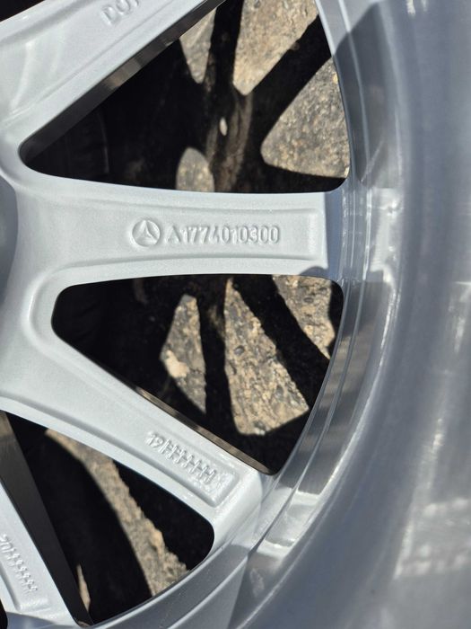 Roti de Iarna 205/55/17 5x112 OEM Mercedes A-Class CLA 2022