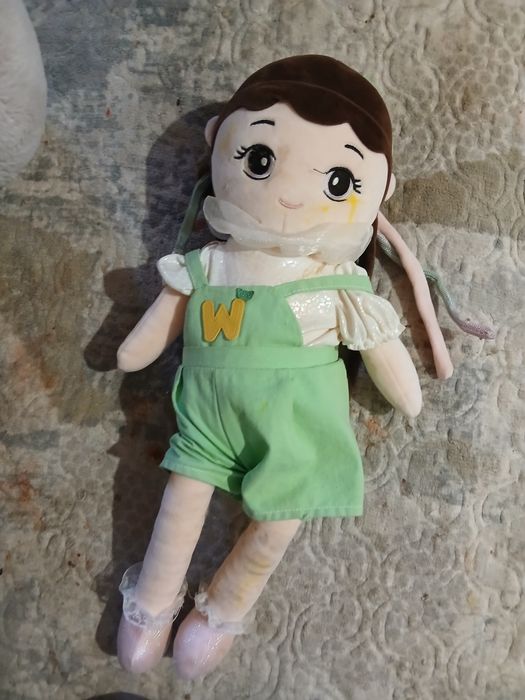 Продаются игрушки на фото