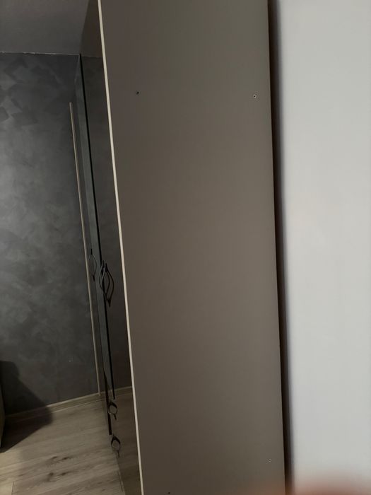 Dulap cu 3 usi si oglinda ,achiziționat anul acesta