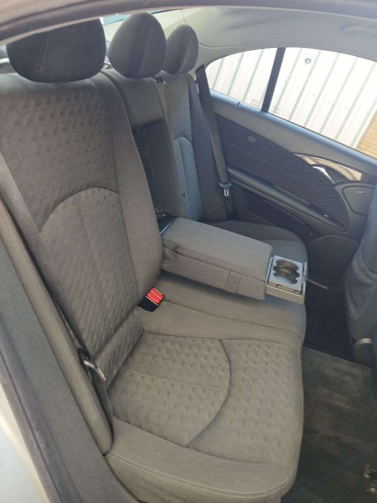 Mercedes E class W211 220cdi