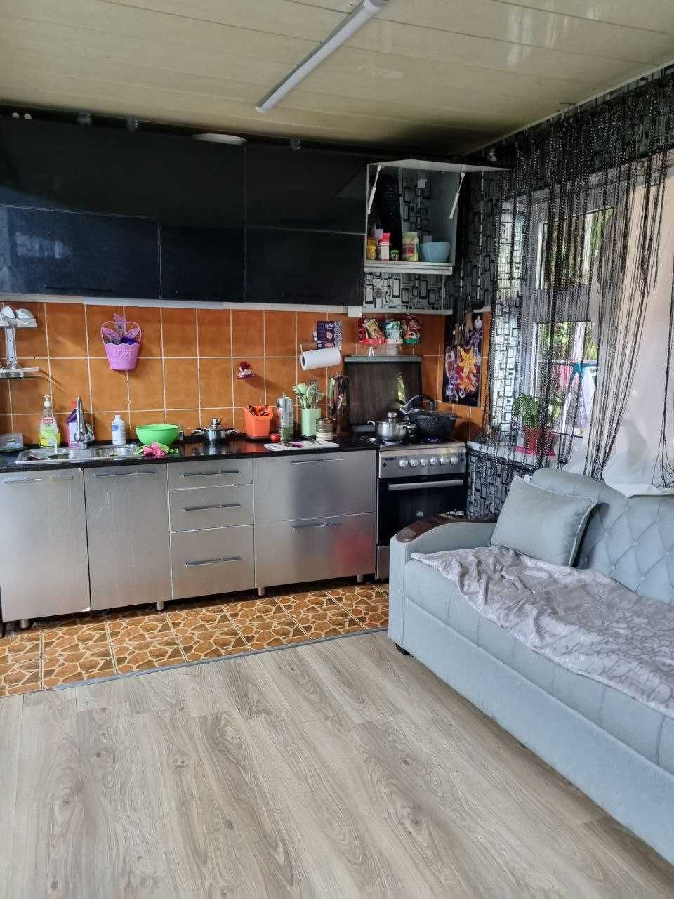 Продажа 4-х ком,Квартира,в джизаке.