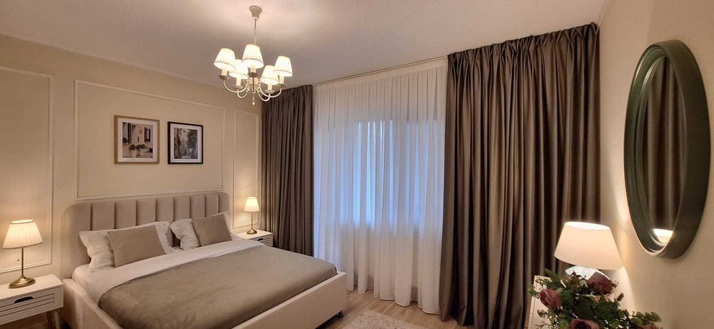 Închiriez apartament 2 camere.