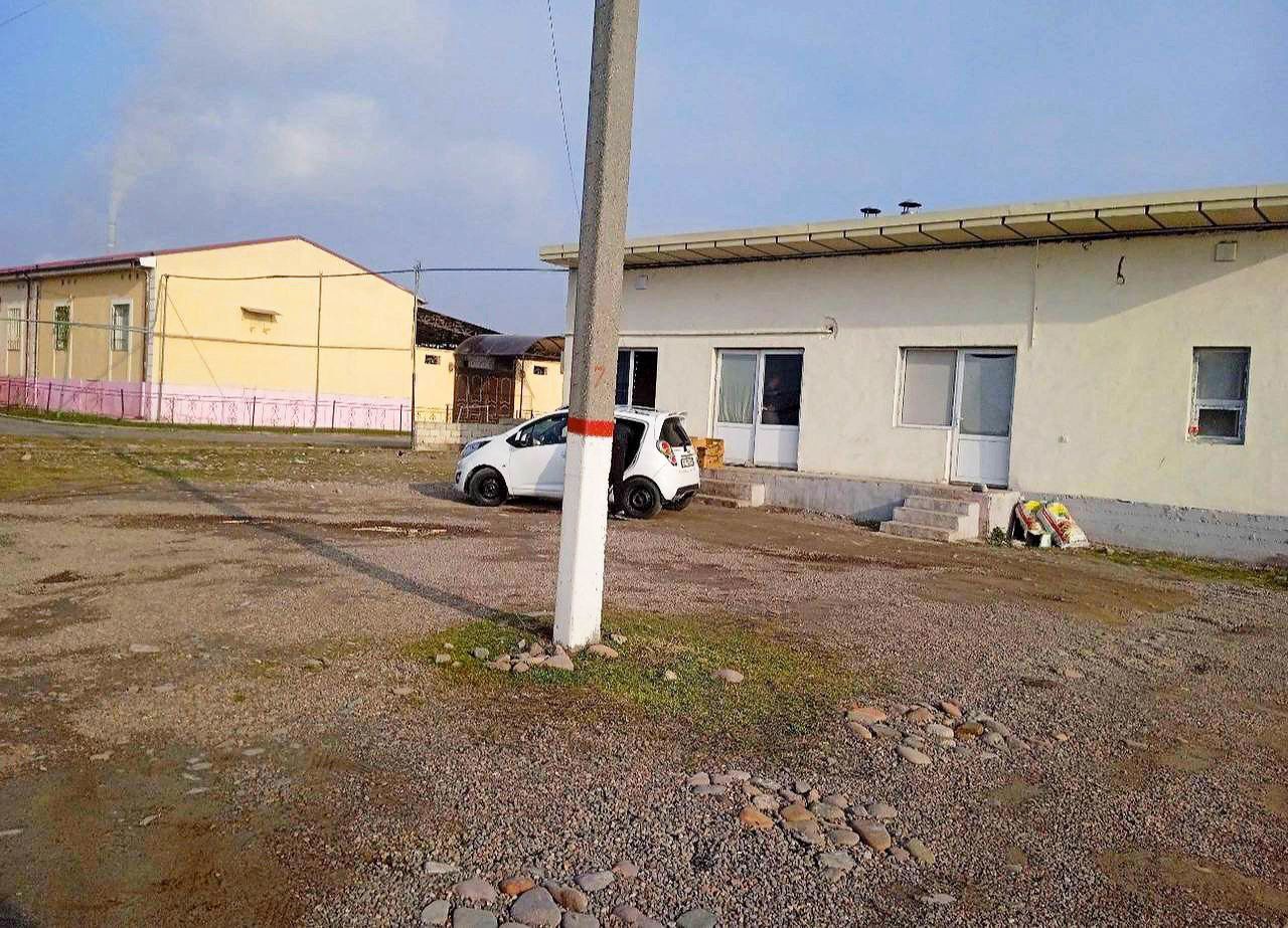 Assalomu aleykum tayyor biznes uchun joy maydoni 1 100 kv