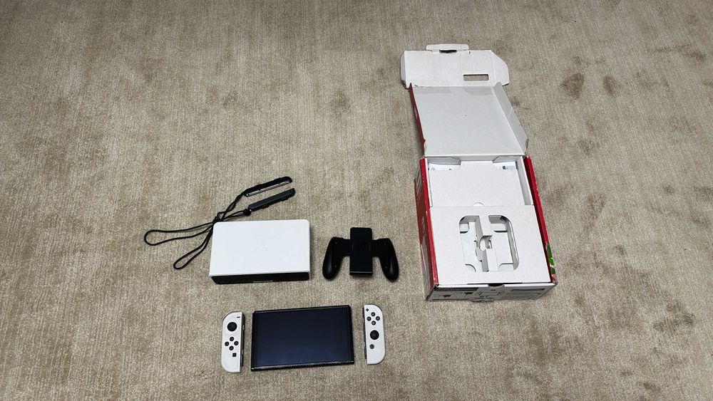 Nintendo Switch OLED - garantie 24.09.2026