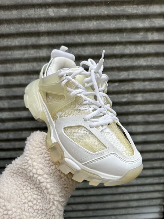 Balenciaga Tracker Clear Sole