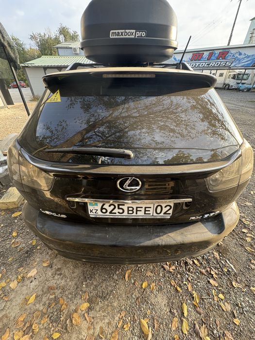 Продам спойлер на Rx330-350