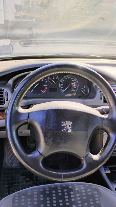 Продавам Пежо 406-2.0 hdi 110коня-2003 г.