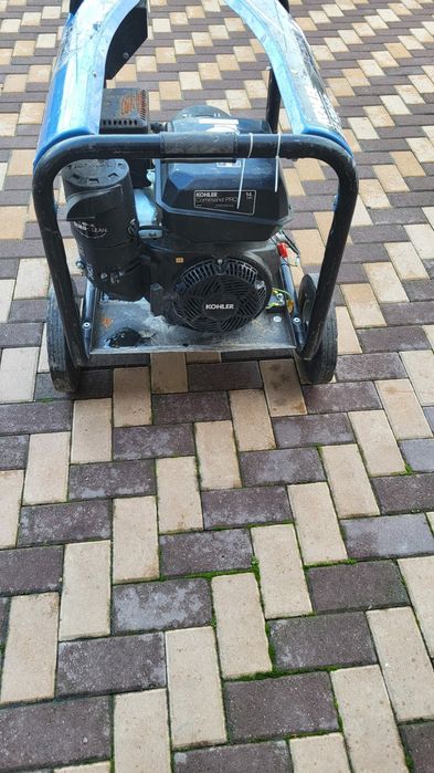 Generator de curent profesional Kohler SDMO