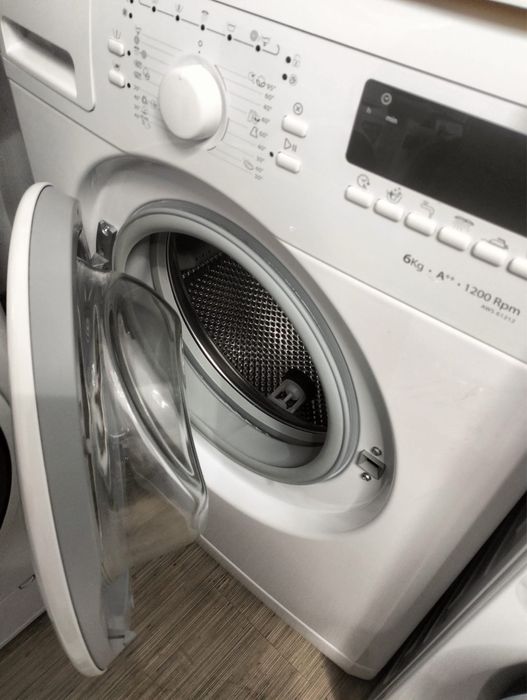 Vând mașini de spalat modele noi