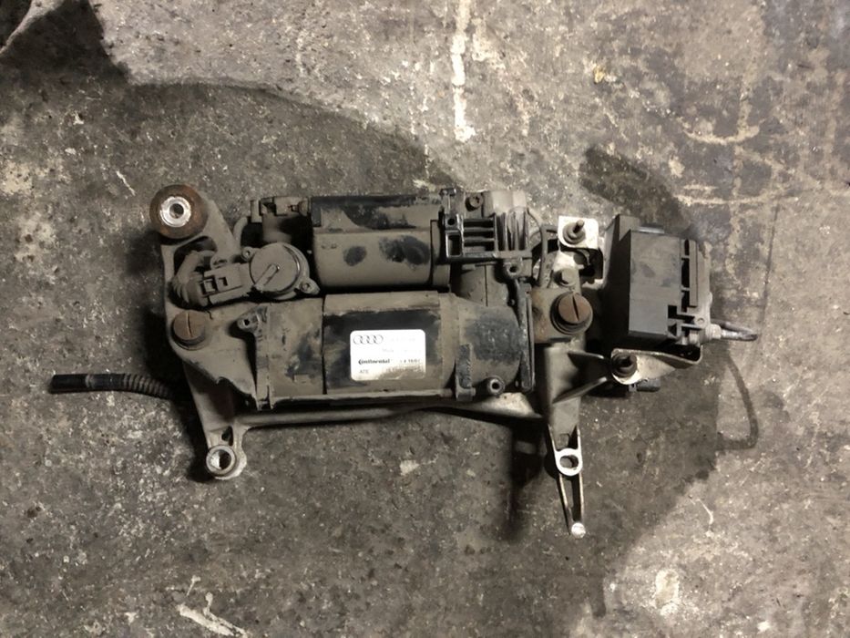 Compresor suspensie-perne de aer audi Q7 de la 2006 la 2014