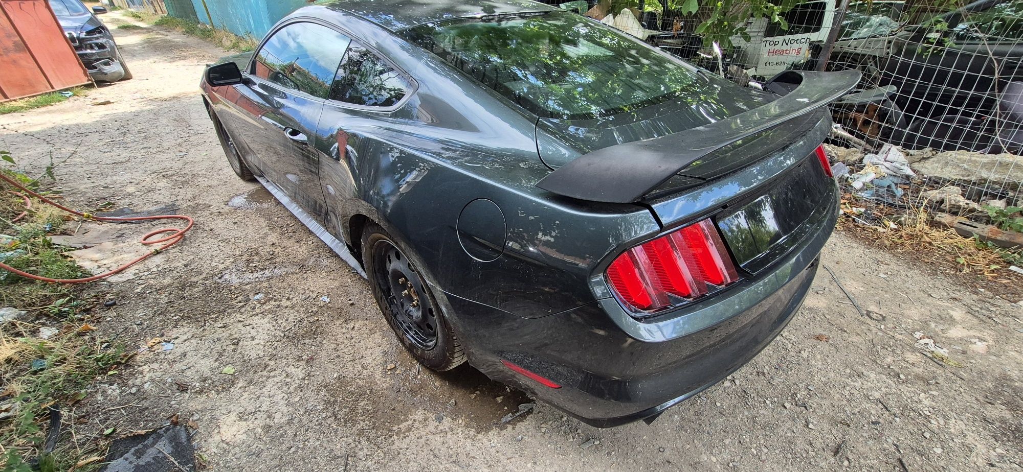 Продава се Ford Mustang 2015