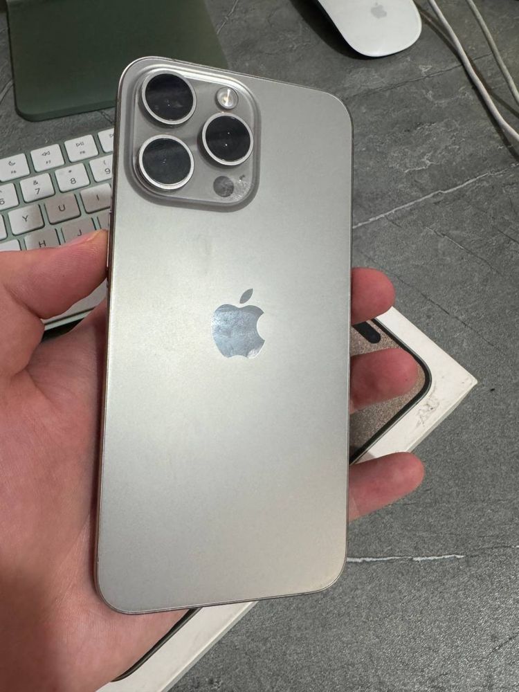 Iphone 15 pro max 256 gb 92% VN/A