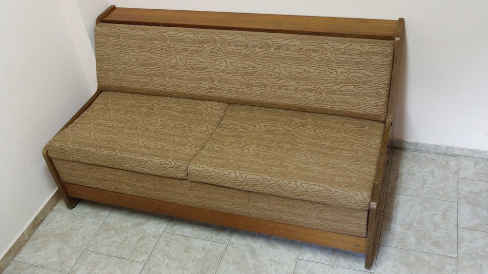 Разтегателен диван - 55лв.