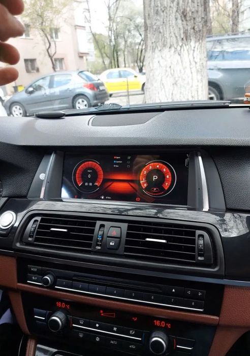 Navigatie Android Carplay BMW F10 F11 seria 5 Waze YouTube