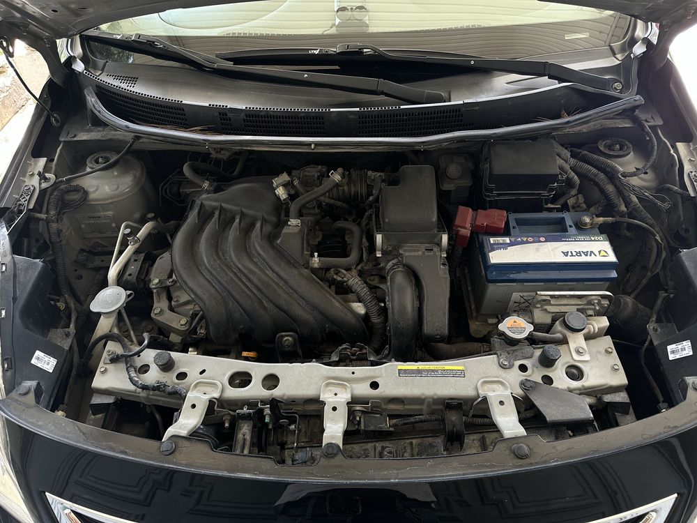 Срочно продам nissan sunny 2012 года в идеальном состоянии краска 100%
