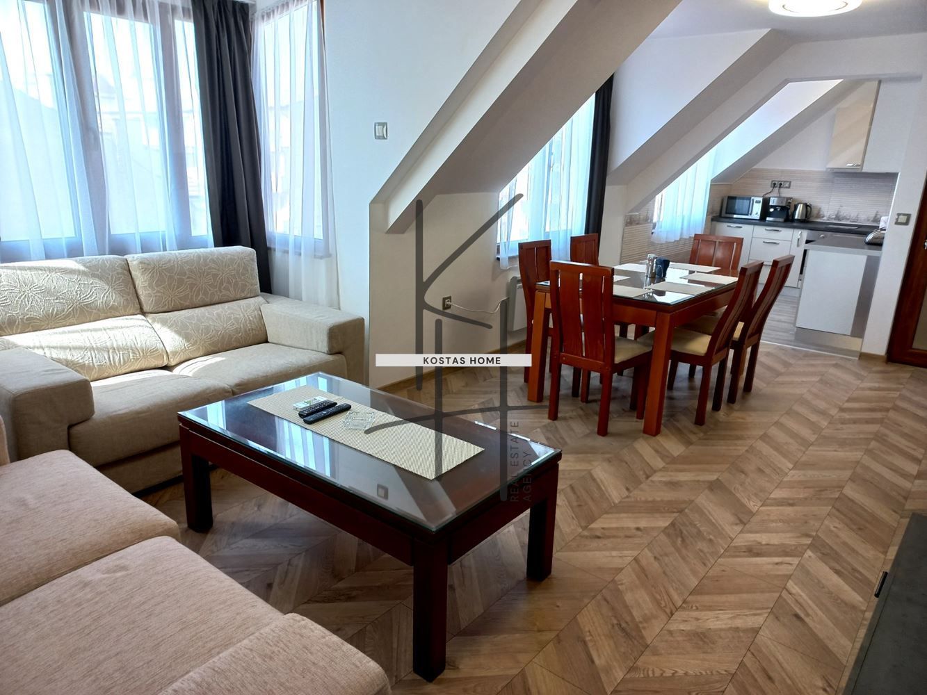 3-стаен в Варна-Лятно кино Тракия площ 110 цена 275000