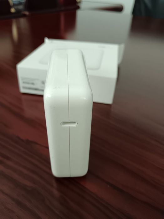 USB-C 96W Power Adapter