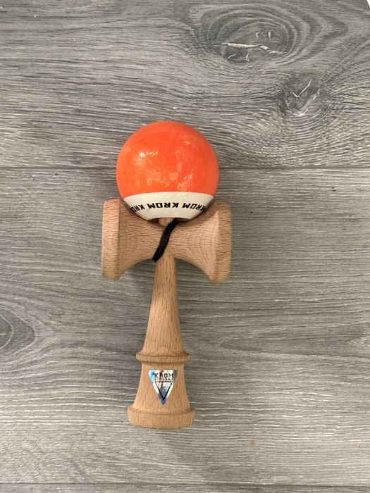 Kendama krom pop