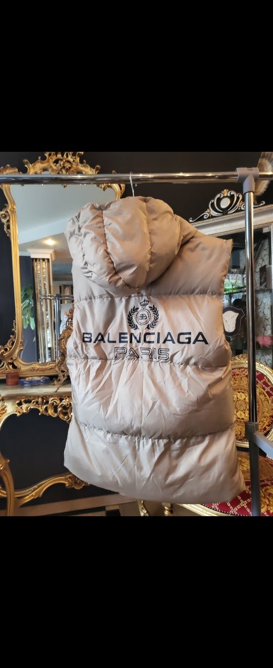 Дамски елек BALENCIAGA