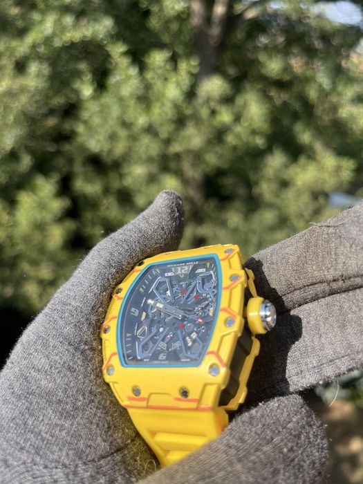 Жълт Richard Mille