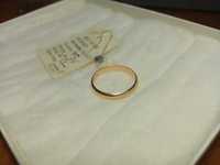 Золотое обручальное кольцо размер 19 проба 585 вес 2,76гр