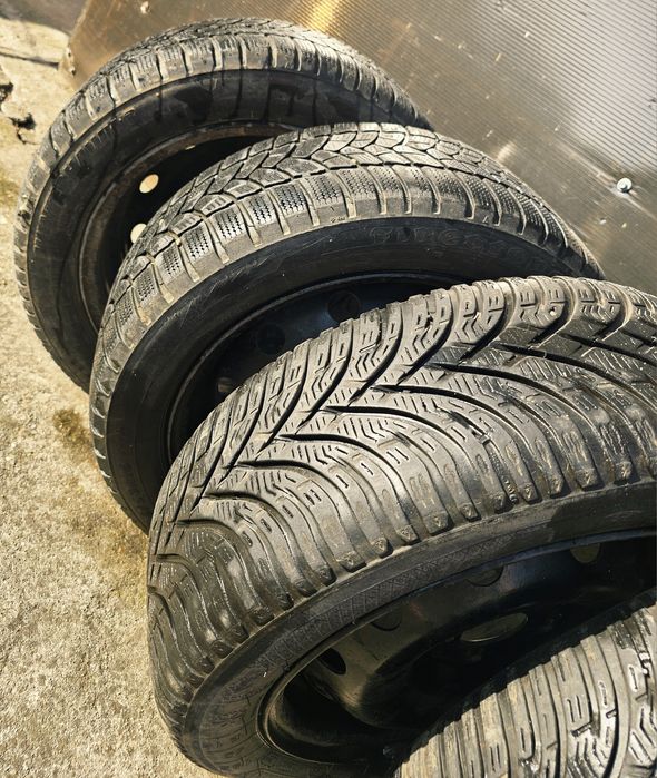 Roti jante dacia logan r15 4x100 anvelope iarna