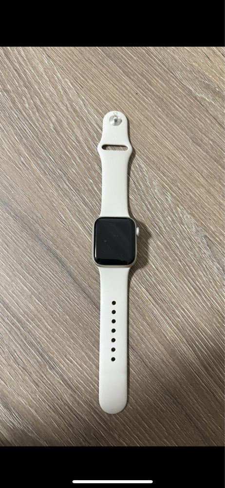 Apple Watch SE 2nd Gen 2023