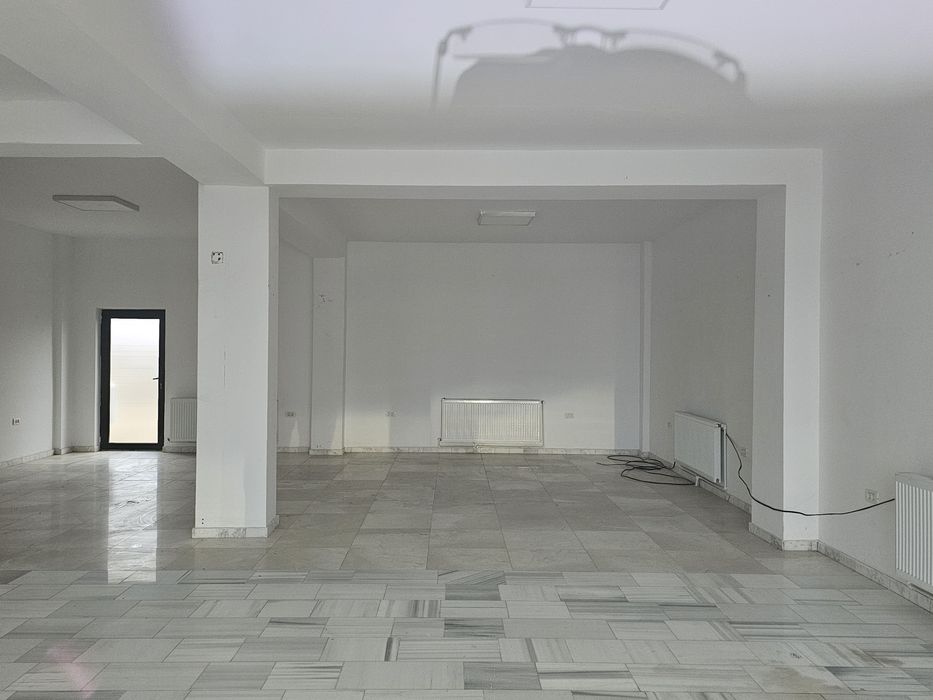 Spatiu comercial, 86 mp, nou si de calitate