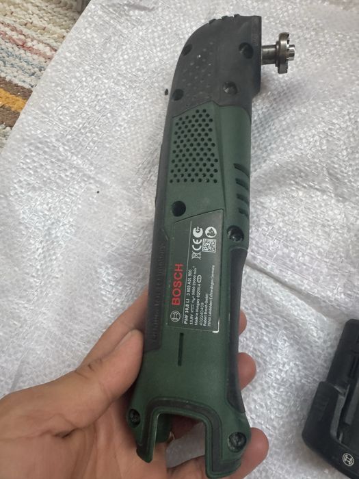 Multifunctional Bosch pe baterie