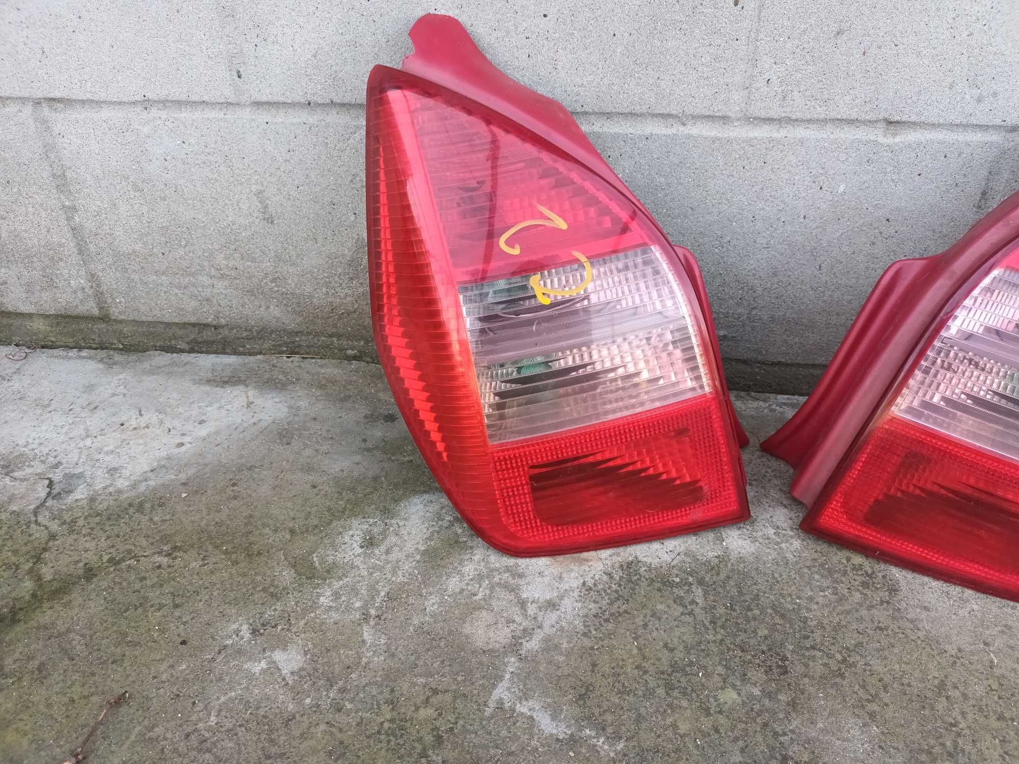 ляв и десен стоп за ситроен ц2 CITROEN C2