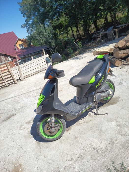 Vând scuter Piaggio