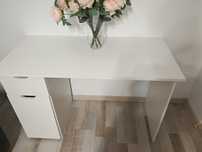 Birou alb modern