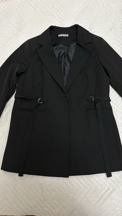 Продаю женскую одежду б/у