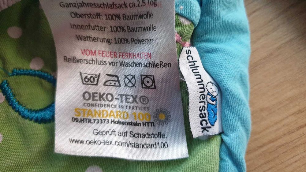 Vand sac de dormit pt copii cu maneci detasabile, in stare foarte buna