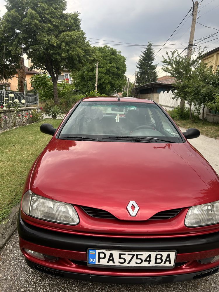 Продавам Renault Laguna