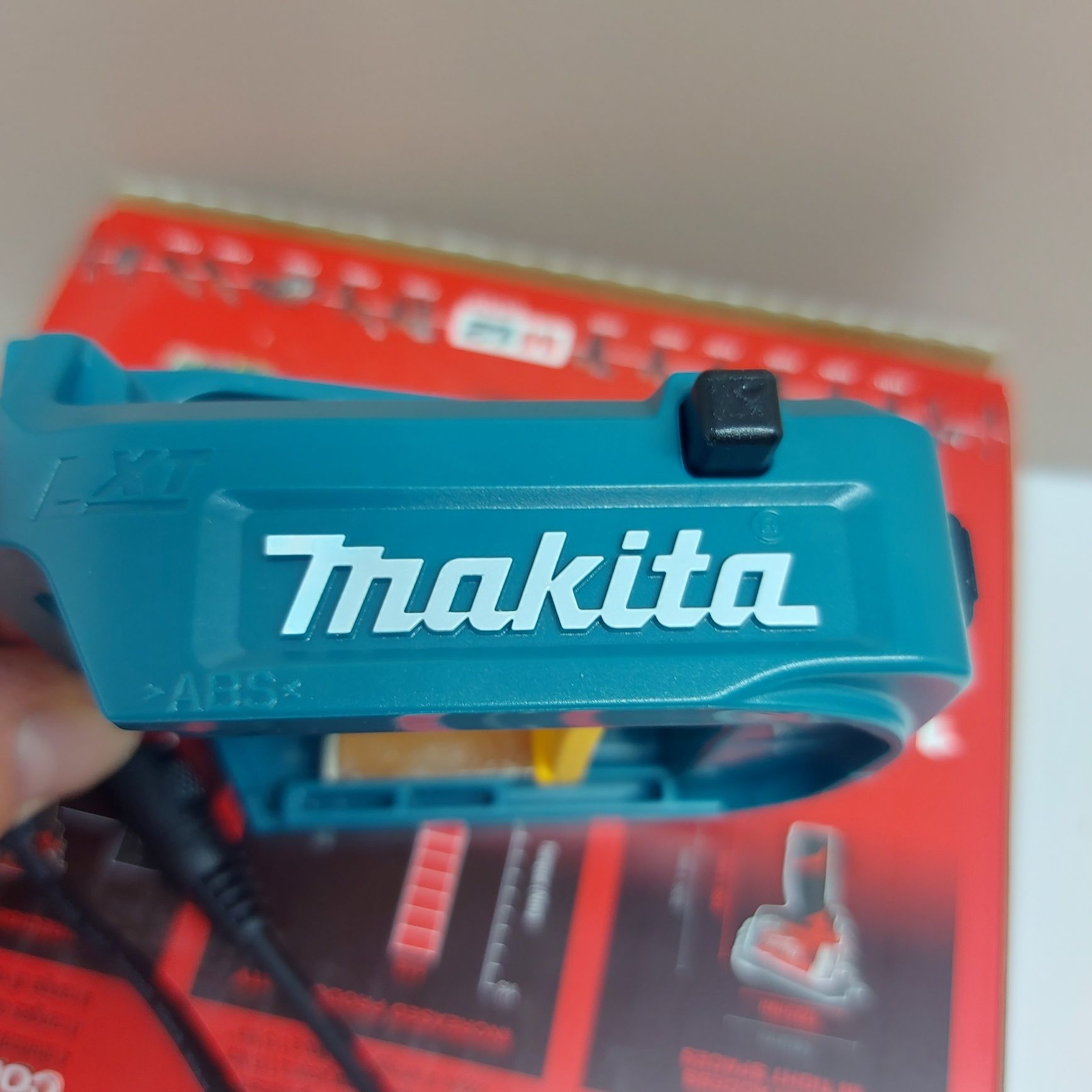 USB адаптери Makita ADP05, ADP08 и 198634-2