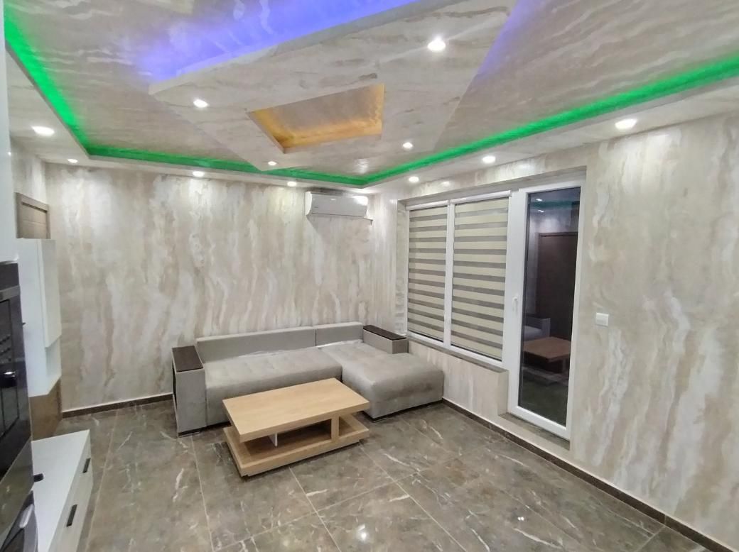 Дава се под наем Двустаен апартамент в Пловдив, Остромила - 58 кв.м за 430 € - Снимка #2
